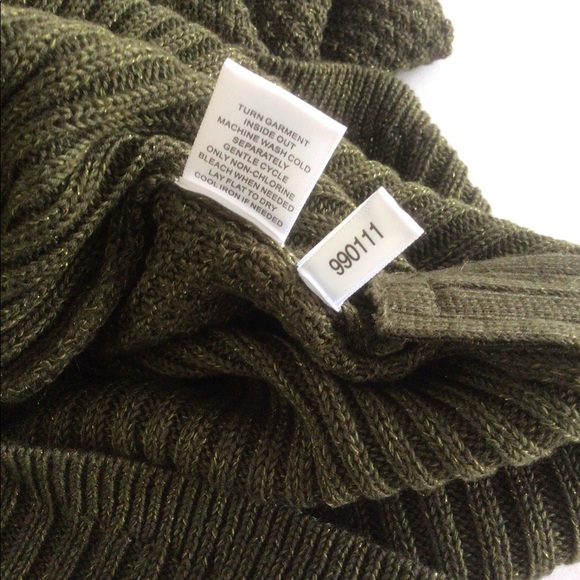 NEW YORK & COMPANY GREEN METALLIC SIDE ZIP SWEATER MEDIUM NWT - Picture 10 of 14